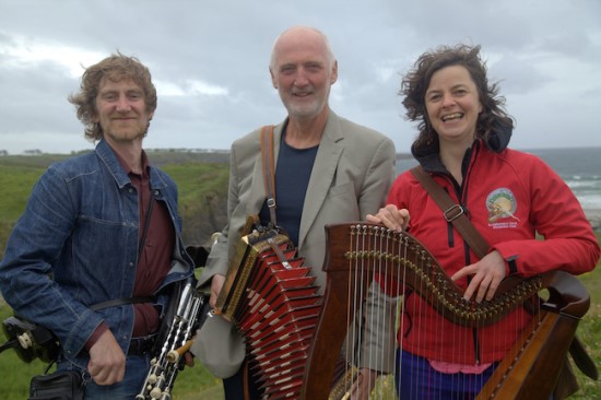 LAOISE KELLY/TIARNAN Ó DUINNCHINN/BRENDAN BEGLEY (IE)