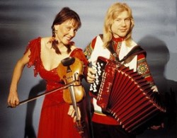 Mazaika – Igor Outkine (midi accordion, vocals) and Elizabeth Harrison (violin, domra, vocals) –